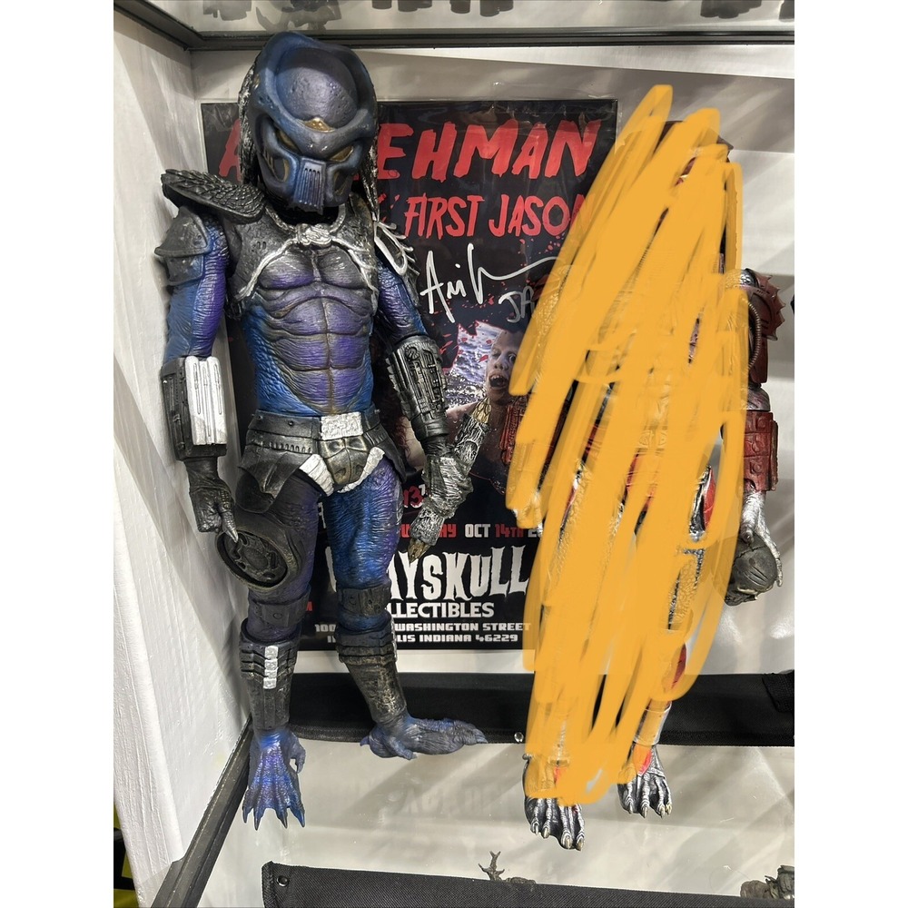 20 inch predator mexican bootleg figure NO NECA!